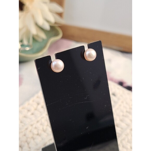 Sterling Silver 7MM Pink Pearl Stud Earrings Freshwater Classic Dainty Gift Pair - Picture 2 of 5